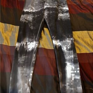 Champion Leggings, Black and Gray, Medium